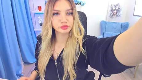 SelenaeMoore webcam stripchat model stream image