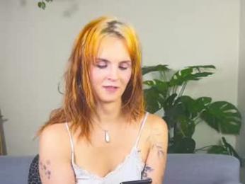 trista_arugula webcam model stream image