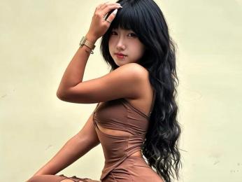 LouiseEve webcam livejasmin model stream image