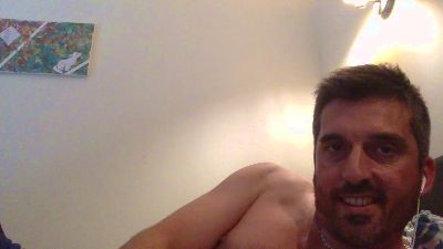 moumout1000 webcam model stream image