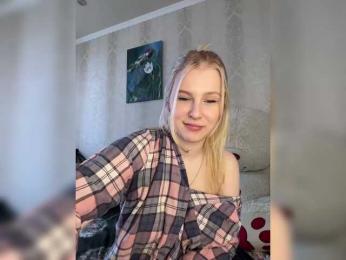 Advaya webcam bongacams model stream image