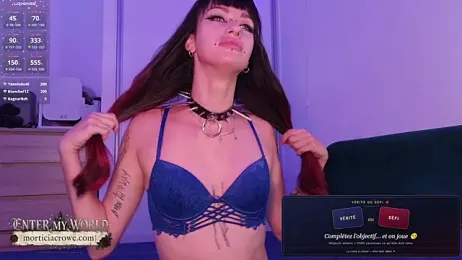 MORTICIACROWE webcam model stream image