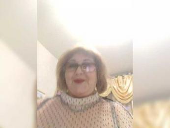 KarinkaSweet webcam bongacams model stream image