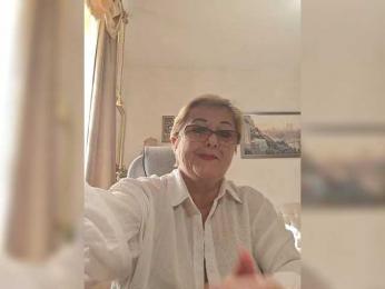 KarinkaSweet webcam bongacams model stream image