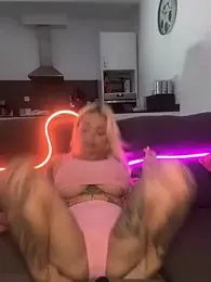 shortybig_official webcam stripchat model stream image