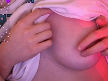 DiamondGoldie webcam model stream image