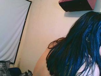 VaneyMia webcam model stream image