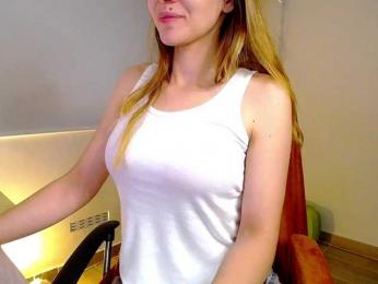 Rosmar_18 webcam model stream image
