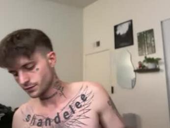 prettyboyszn webcam chaturbate model stream image