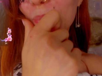 Margo-Kelly webcam model stream image