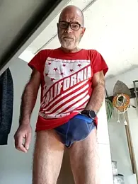bottomhairy webcam model stream image