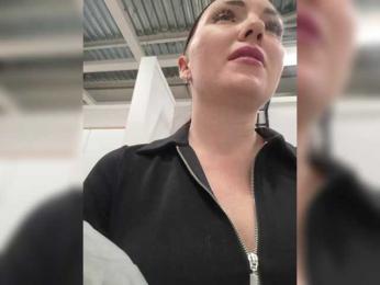 DIVORA webcam model stream image