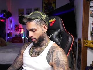 Logan Hugh webcam flirt4free model stream image