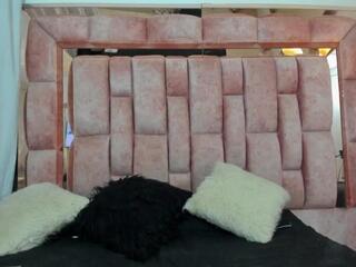 Melanie Paz webcam model stream image