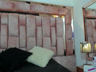 Melanie Paz webcam model stream image