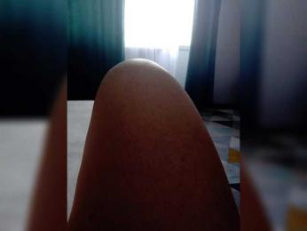 Eva-4 webcam model stream image
