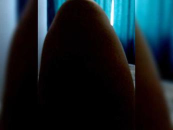 Eva-4 webcam model stream image