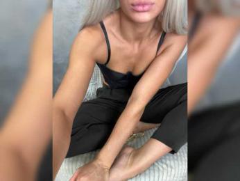 Viki-05 webcam bongacams model stream image