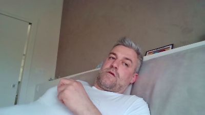 cavaliere1987 webcam cam4 model stream image