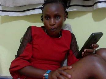 Lovelybabraa webcam model stream image