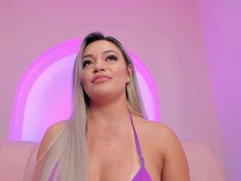 milaowens webcam bongacams model stream image
