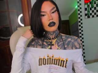 gigibadassxx webcam model stream image