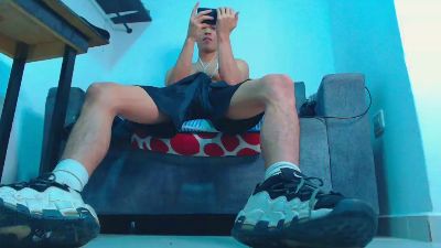 henrrys webcam model stream image