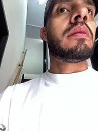 Elferjuan1310 webcam stripchat model stream image