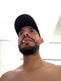 Elferjuan1310 webcam model stream image