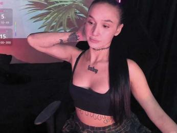 AshMila webcam bongacams model stream image
