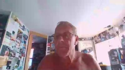 Nudistforever webcam model stream image
