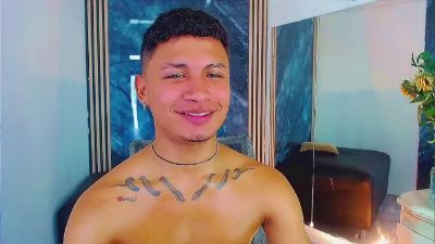 littlehorny_19 webcam model stream image