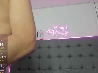 scarletcherry18 webcam model stream image