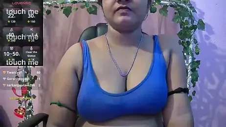 Pari-new webcam model stream image
