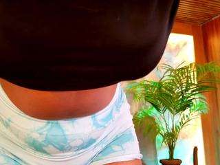 alison-mooon webcam model stream image