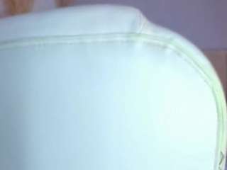 aprilebony webcam model stream image
