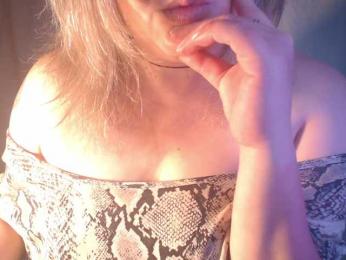 SPRING webcam model stream image