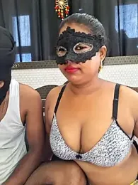 Soniya_G webcam model stream image