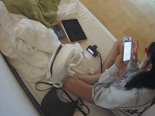 voyeurcam-julmodels-greybed-2 webcam camsoda model stream image