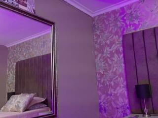 Ellen Harris webcam model stream image