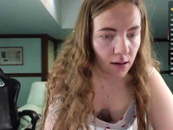 KiraRustle webcam bongacams model stream image