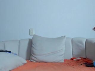 Luigi White webcam model stream image