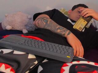 Breth Colton webcam model stream image