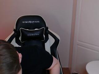 Billy Milligan webcam model stream image