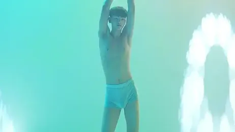 HE-ONE webcam model stream image