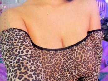 SalomeeHillss webcam model stream image