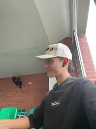 HarryGaze webcam model stream image