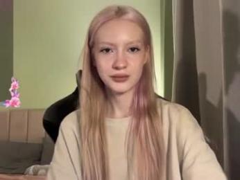 kvetapin webcam model stream image