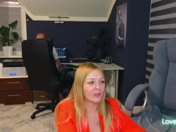 karinadeniss webcam model stream image