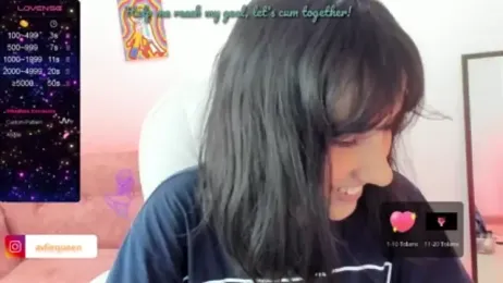 AvlieQueen webcam model stream image